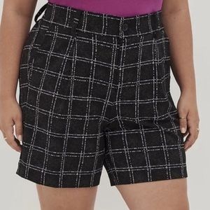 Flat Bermuda shorts in plaid